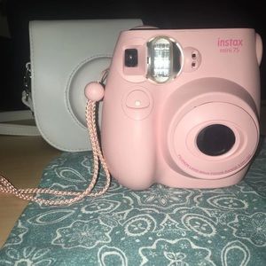 Fuji Instax Mini Clip 75